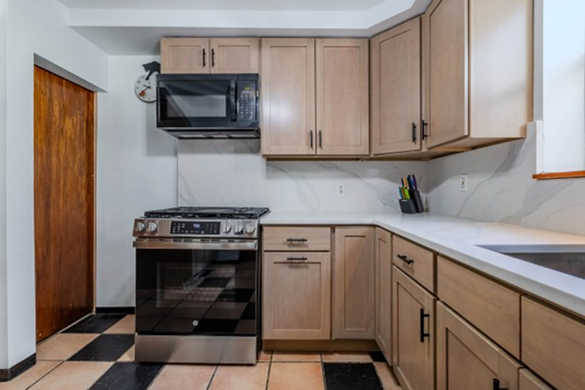  Cross Street Kitchen Replacement – South Philadelphia